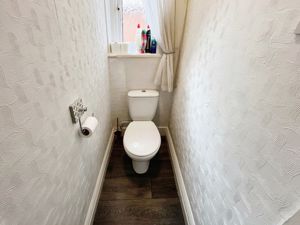 Separate wc- click for photo gallery